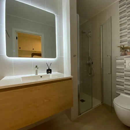 아파트 In Near Marina & Golf, Cleaning Included *